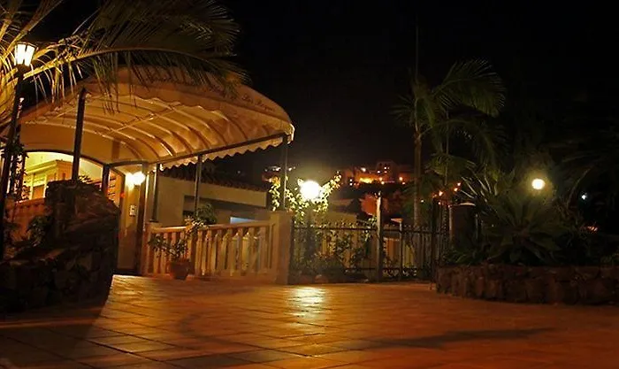 Playa De Roques 公寓