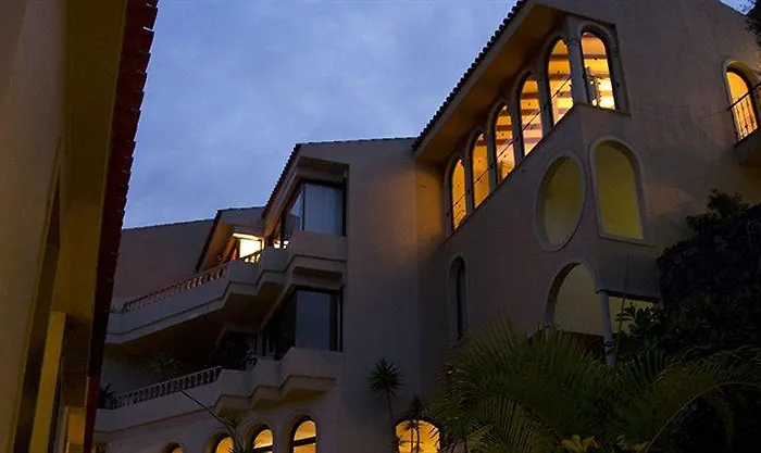 Playa De Roques * 洛斯雷尔雷赫斯